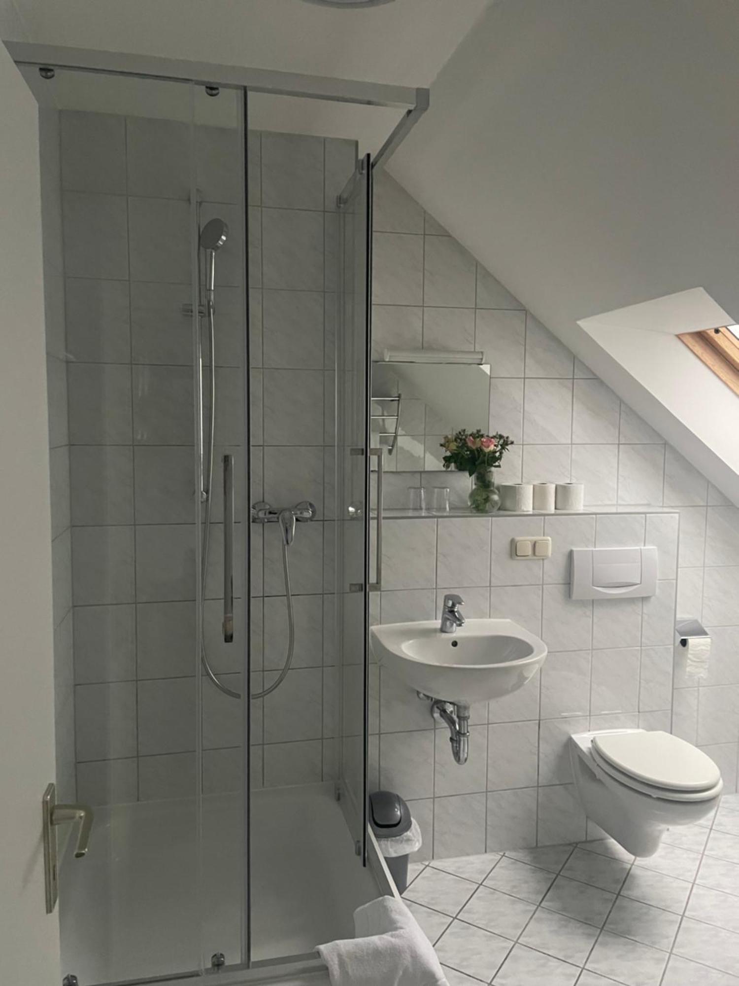 Hotel-Gasthof Gruener Hof Freising Room photo